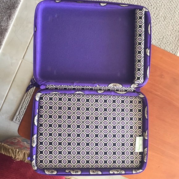 Vera Bradley Handbags - Vera Bradley tablet case